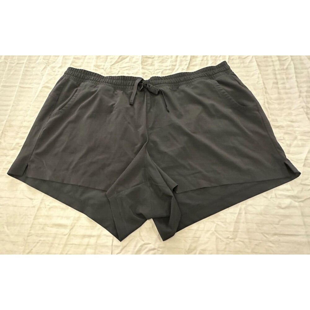 OLD NAVY WOMENS ATHLETIC SHORTS SIZE XXL